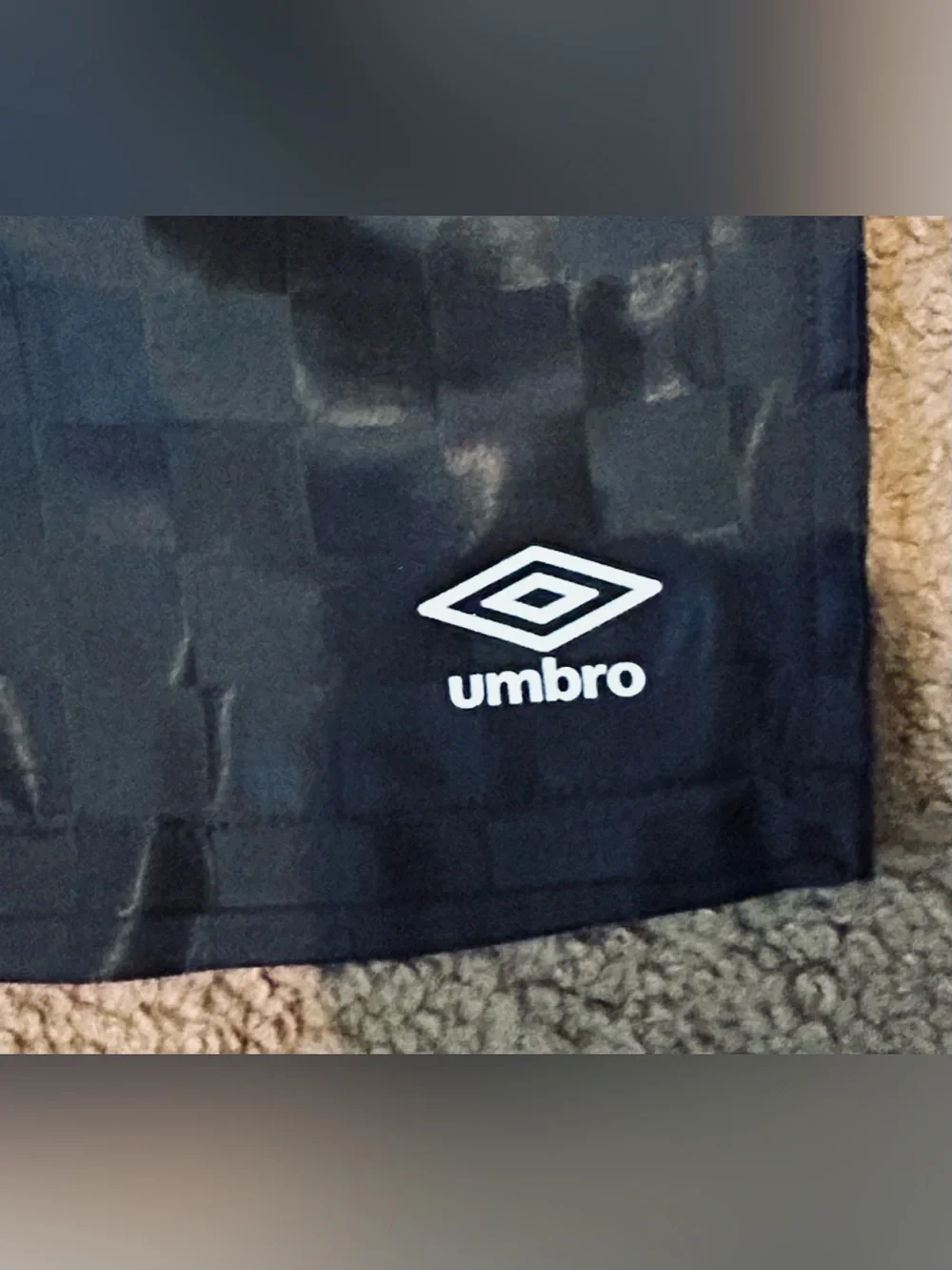 Umbro Boy’s Set Shorts & Tee Size 7-8 NEW Black Logo & Trim